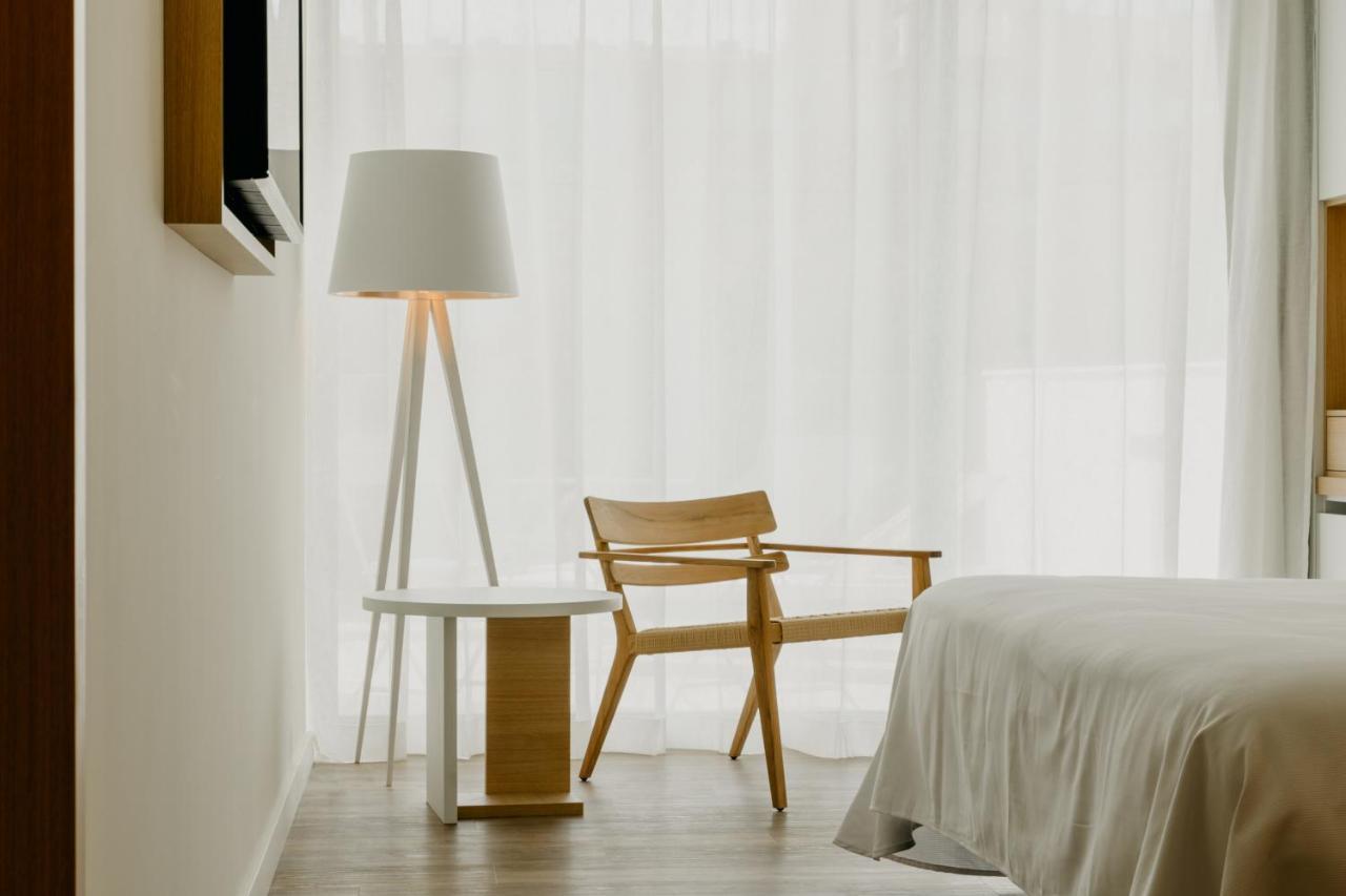 Instants Boutique Hotel (Adults Only) 캠브릴스 외부 사진